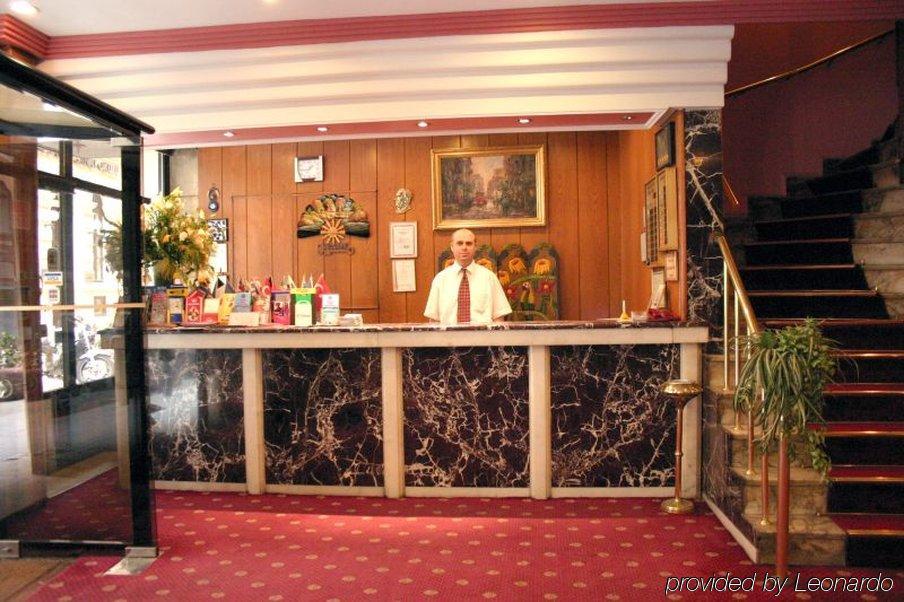 Hotel Bristol Istanboel Buitenkant foto